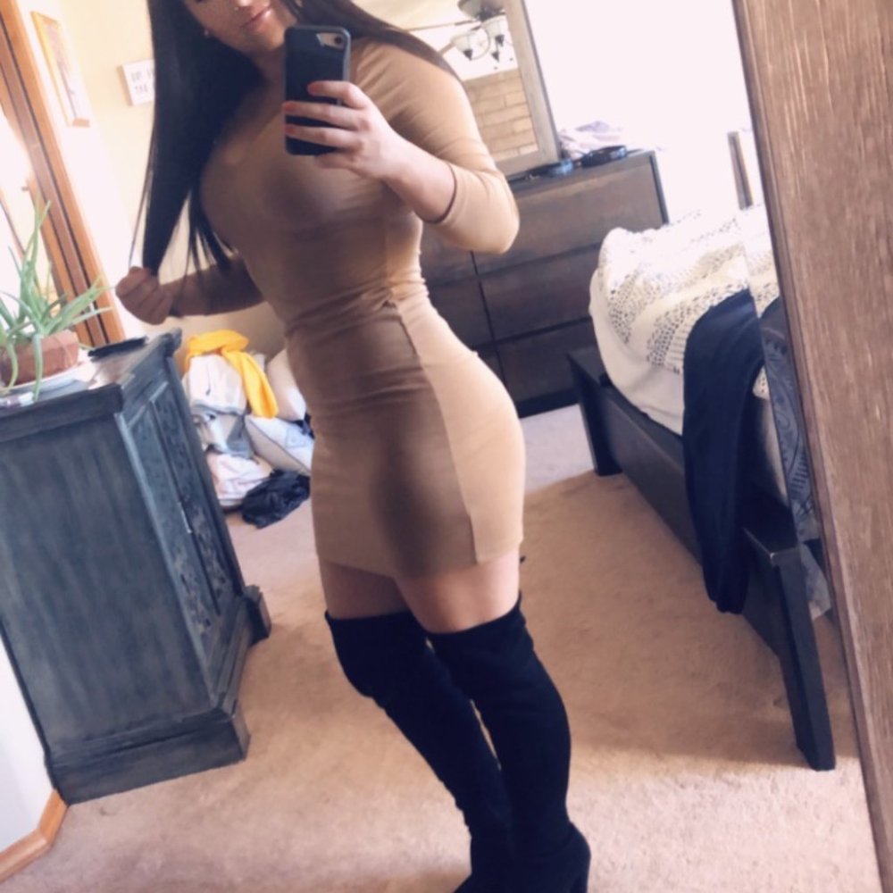 🍿 tan long sleeve dress 🍿